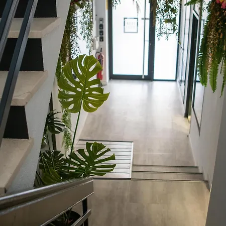 Urban Spaces Aparthotel