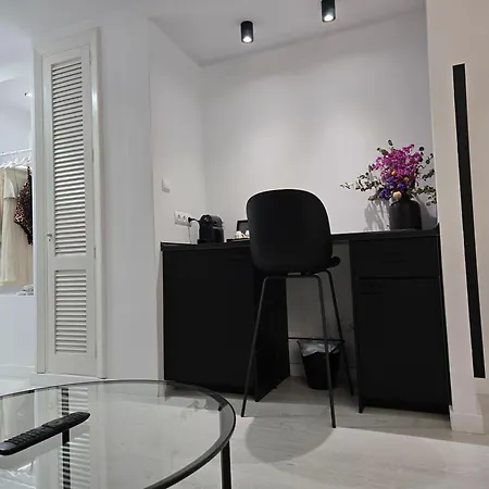 Urban Spaces Aparthotel Ibiza Town